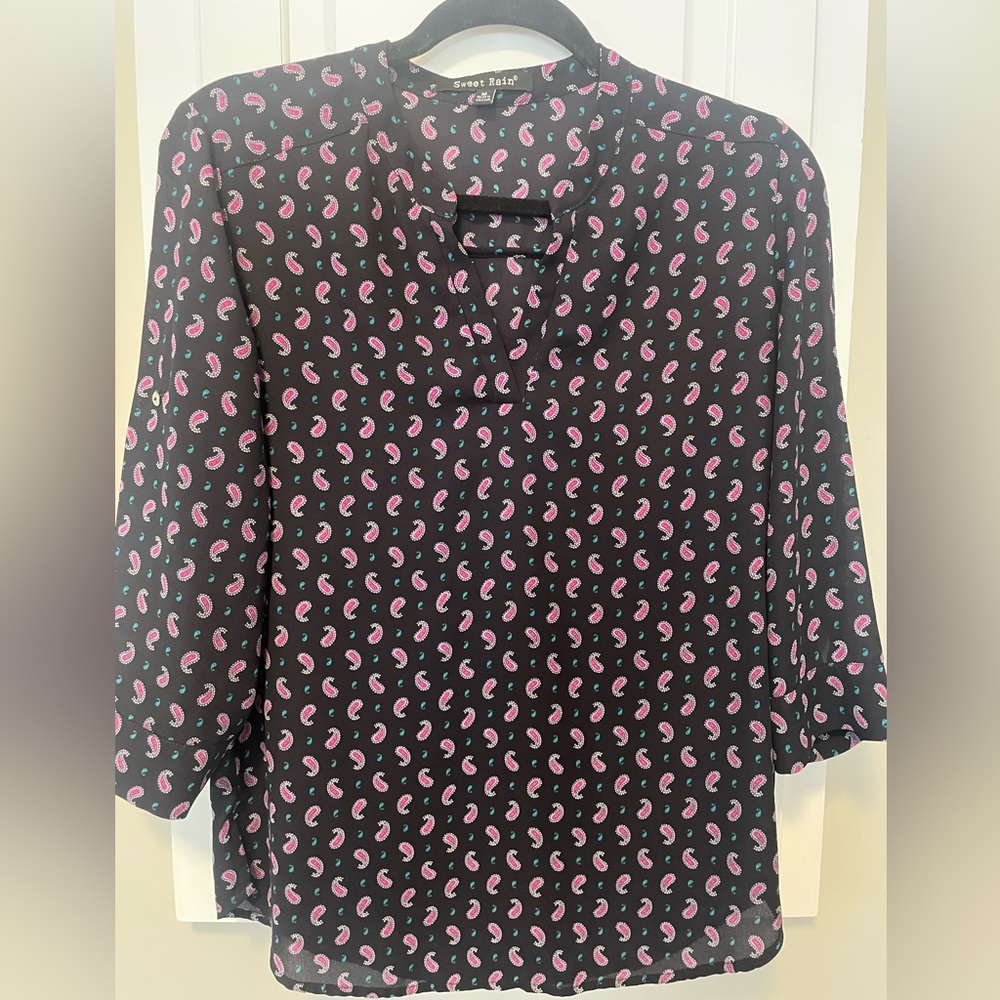 Navy tunic with small paisley